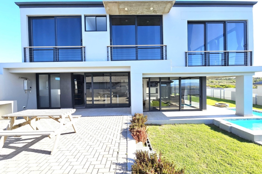 4 Bedroom Property for Sale in Blue Waters Estate Eastern Cape